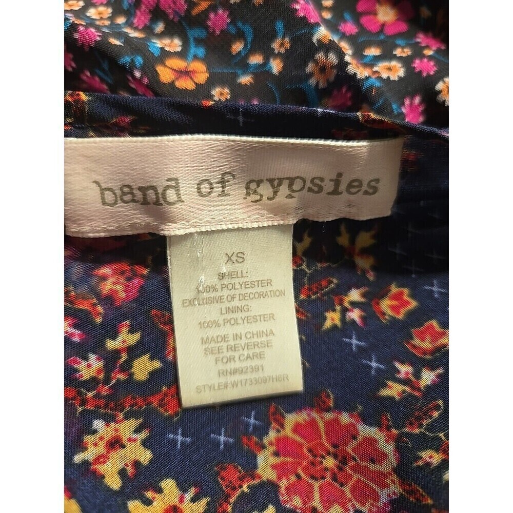Band Of Gypsies Blouse Womens XS Mixed Floral Print Semi-Sheer Bell Sleeves - Picture 6 of 7